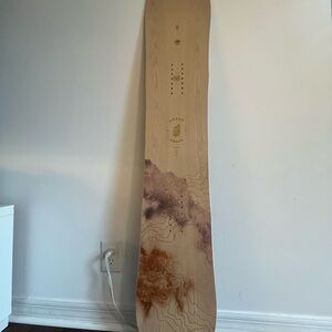Arbor snowboard - all mountain free style - stunning gradient & wood finish